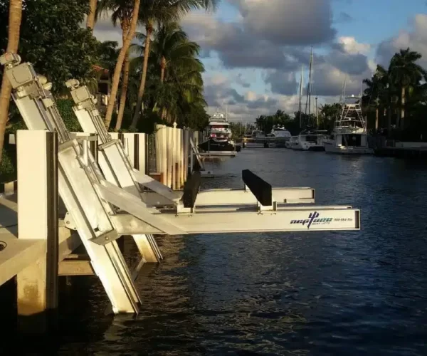 Neptune-Boat-Lift-Installation